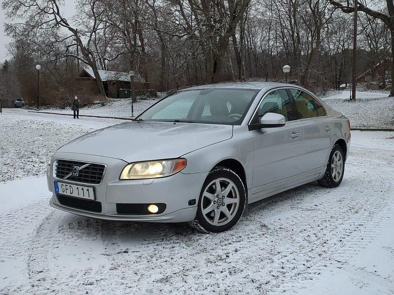 Begagnad 2008 Volvo S80 Momentum Sedan | 44 500 kr (Bra pris) - Bild 1/4