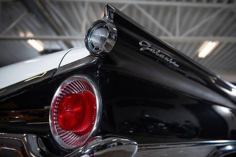 Begagnad Ford Galaxie Convertible 305 HK (224 kW) 1959 Svart Cab