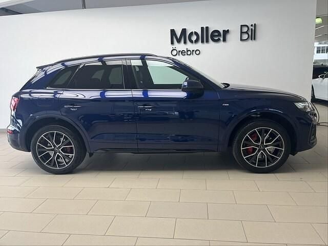 Begagnad Audi Q5 S-Line 367 HK (269 kW) 2025 Blå (navarrablå metallic) SUV