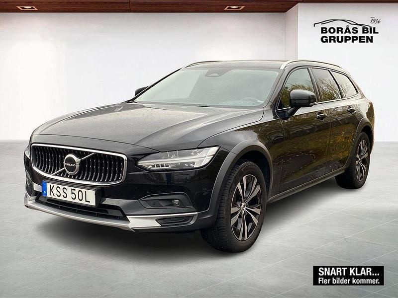 Svart Begagnad 2022 Volvo V90 CC Kombi | 359 000 kr (Marknadspris) - Bild 1/3