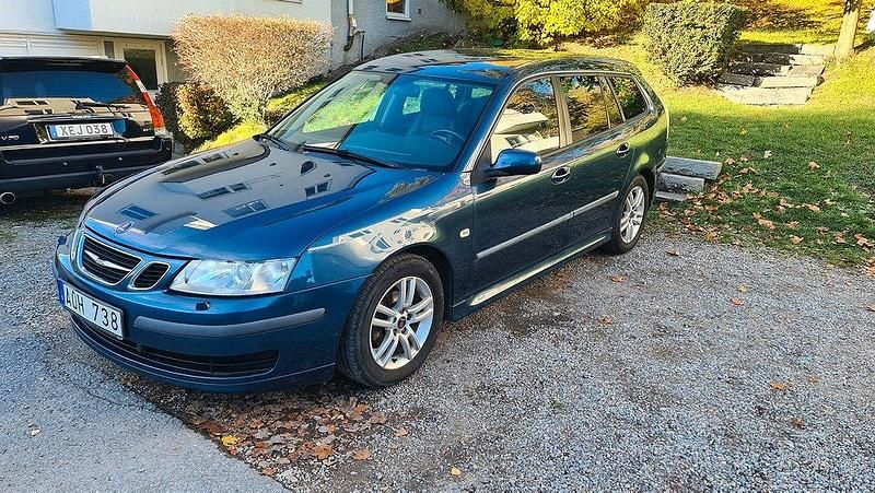 Blå Begagnad 2006 Saab 9-3 Vector Kombi | 34 900 kr - Bild 1/4