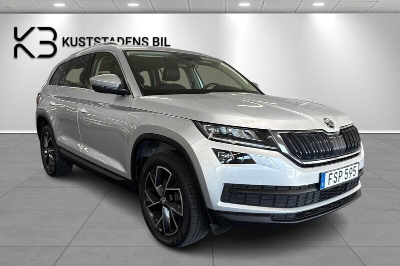 Silver Begagnad 2021 Skoda Kodiaq Business Line SUV | 329 900 kr (Bra pris) - Bild 1/4