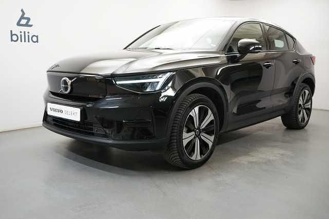 Svart Begagnad 2022 Volvo C40 Core SUV | 349 900 kr (Marknadspris) - Bild 1/4