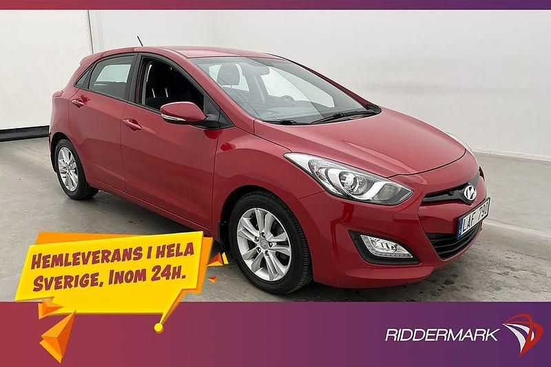 Röd Begagnad 2013 Hyundai i30 Halvkombi | 134 800 kr (Marknadspris) - Bild 1/3