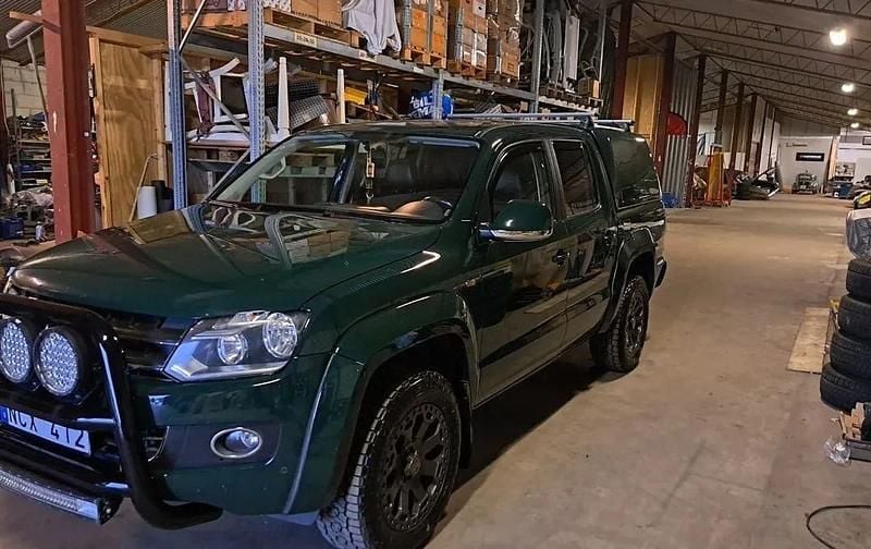 Grön Begagnad 2013 VW Amarok Highline Pickup | 140 000 kr (Lite dyr) - Bild 1/4