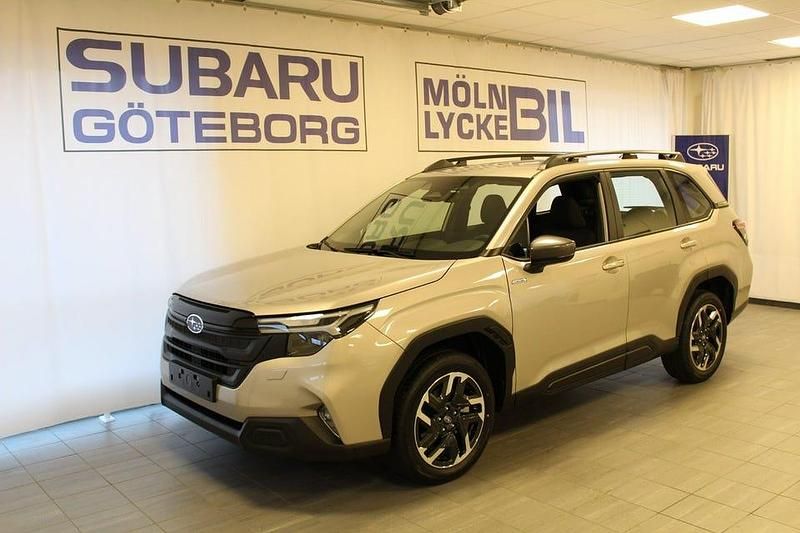 Cashmere gold opal Ny 2025 Subaru Forester SUV | 408 400 kr (Marknadspris) - Bild 1/4