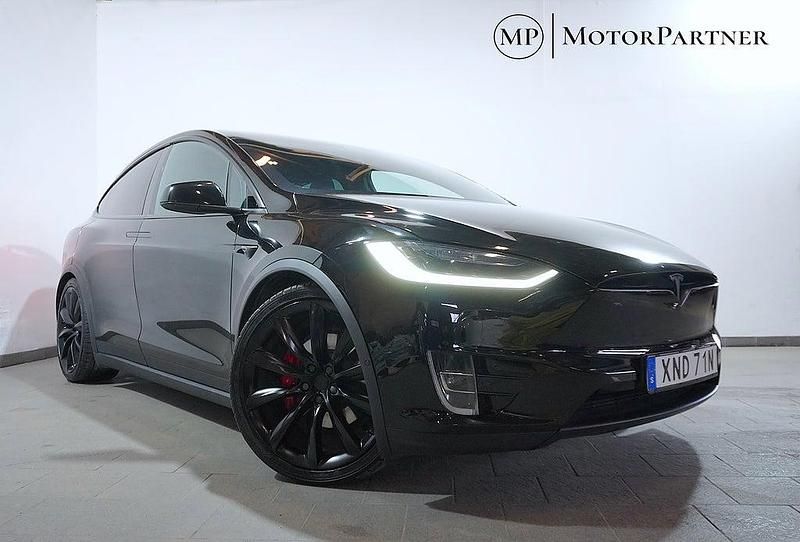 Svart Begagnad 2020 Tesla Model X Performance SUV | 529 900 kr (Lite dyr) - Bild 1/4