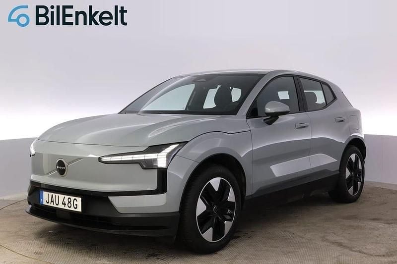 Begagnad Volvo EX30 Core 200 kW (272 HK) 2024 Grå SUV