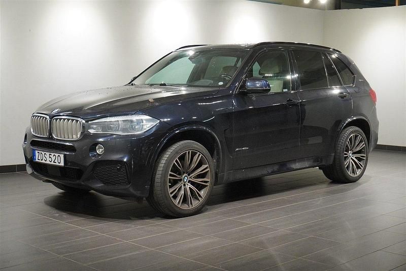 Svart Begagnad 2017 BMW X5 M Sport SUV | 329 990 kr (Marknadspris) - Bild 1/4