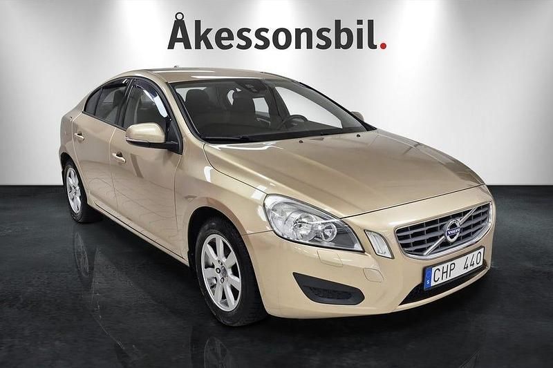 Begagnad Volvo S60 203 HK (149 kW) 2010 Lbrun Sedan