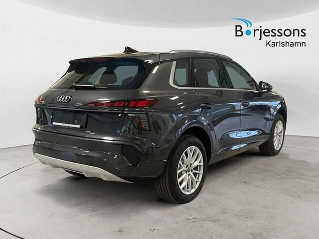 Ny Audi Q3 Proline 150 HK (110 kW) 2025 Tamboragrå metallic SUV