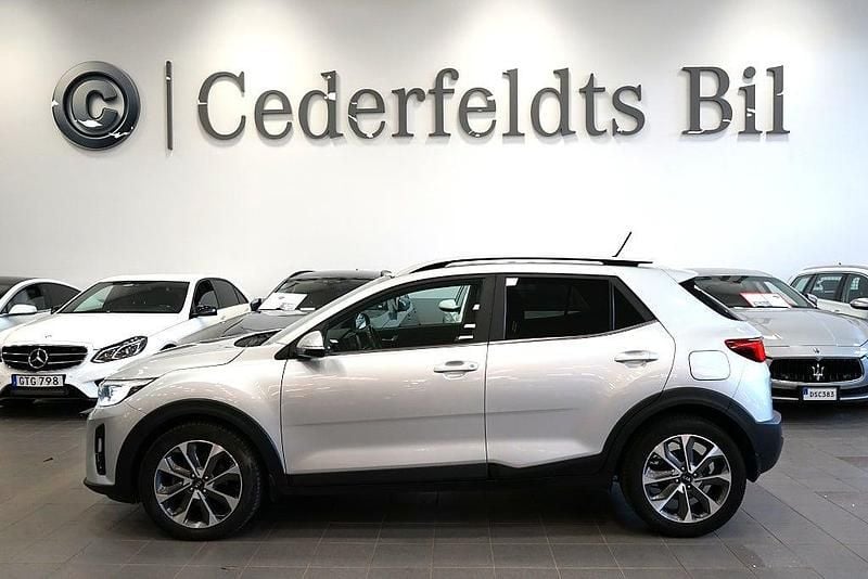 Begagnad Kia Stonic Advance 120 HK (88 kW) 2018 Grå SUV