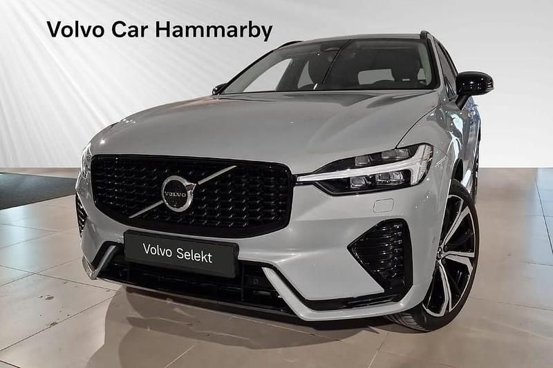 Grå Begagnad 2025 Volvo XC60 Ultra SUV | 649 000 kr (Dyr) - Bild 1/3