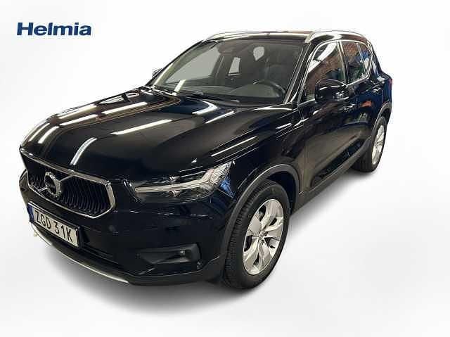 Svart Begagnad 2021 Volvo XC40 Momentum SUV | 259 000 kr (Superpris) - Bild 1/4
