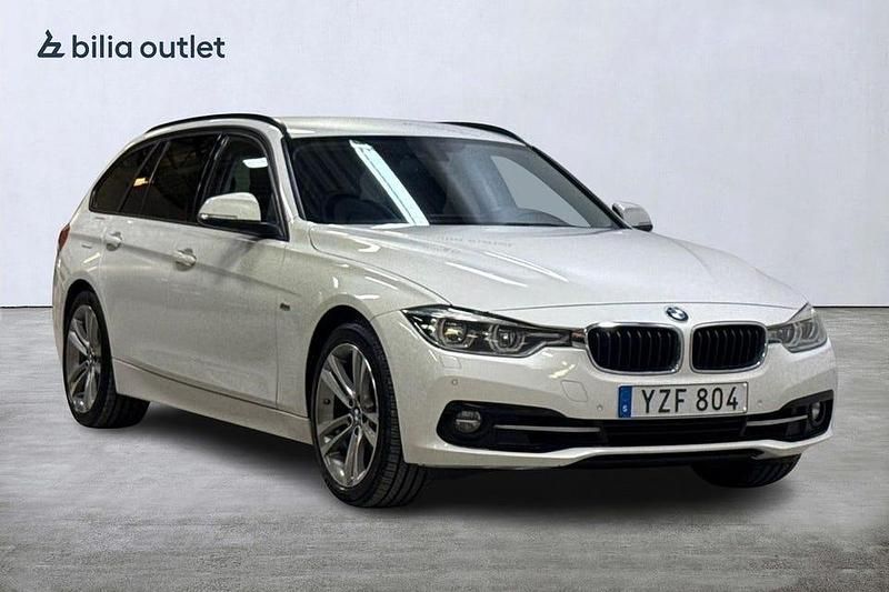 Begagnad BMW 330 Sport Line 252 HK (185 kW) 2017 Vit Kombi