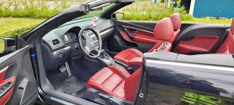 Svart Begagnad 2010 VW Eos Cab | 64 000 kr (Superpris) - Bild 1/4