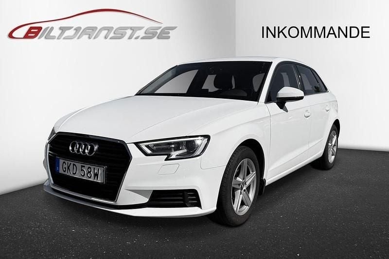Vit Begagnad 2019 Audi A3 Sportback Proline Halvkombi | 169 900 kr (Superpris) - Bild 1/4