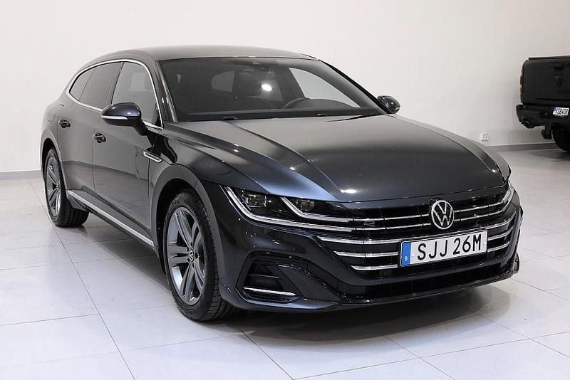 Mörkgrå Begagnad 2021 VW Arteon R-line Kombi | 269 900 kr (Bra pris) - Bild 1/4