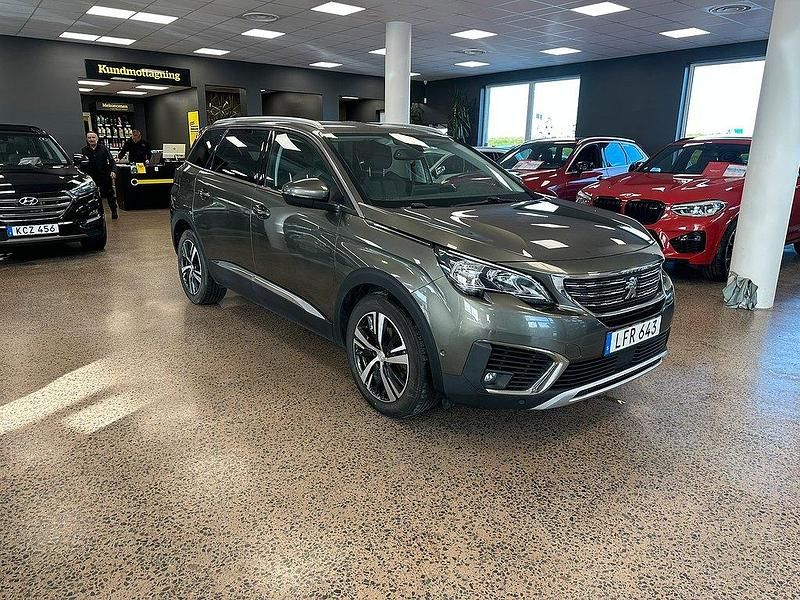 Okänd Begagnad 2017 Peugeot 5008 Allure Minibuss | 189 900 kr (Marknadspris) - Bild 1/4