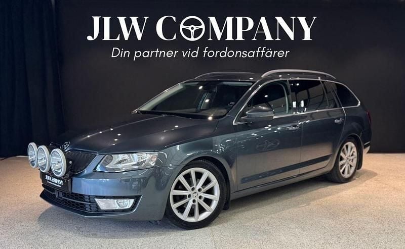 Begagnad 2016 Skoda Octavia Ambition Kombi | 89 000 kr (Marknadspris) - Bild 1/4