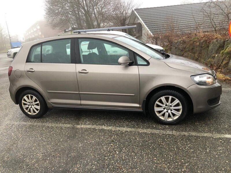 Begagnad 2012 VW Golf VII Halvkombi | 37 500 kr - Bild 1/4
