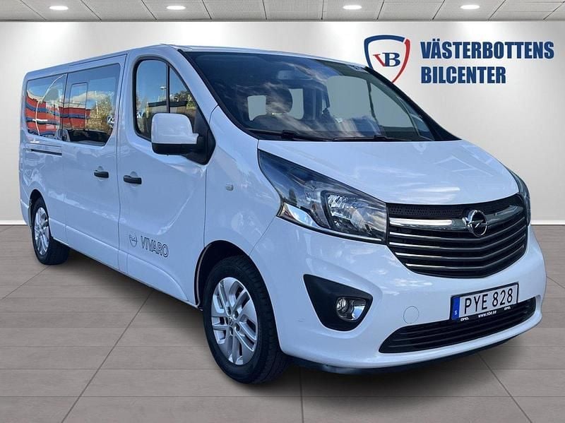 Vit Begagnad 2017 Opel Vivaro Van | 249 000 kr - Bild 1/4