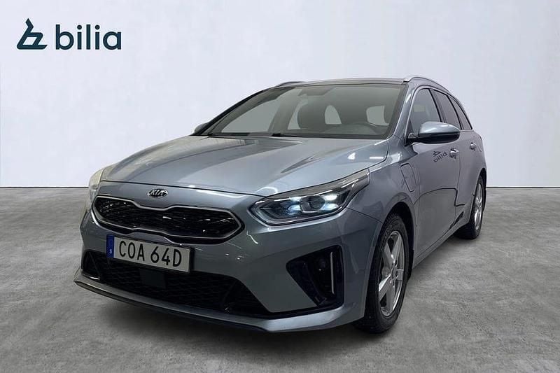 Begagnad Kia Ceed Sportswagon 143 HK (105 kW) 2021 Grå Kombi
