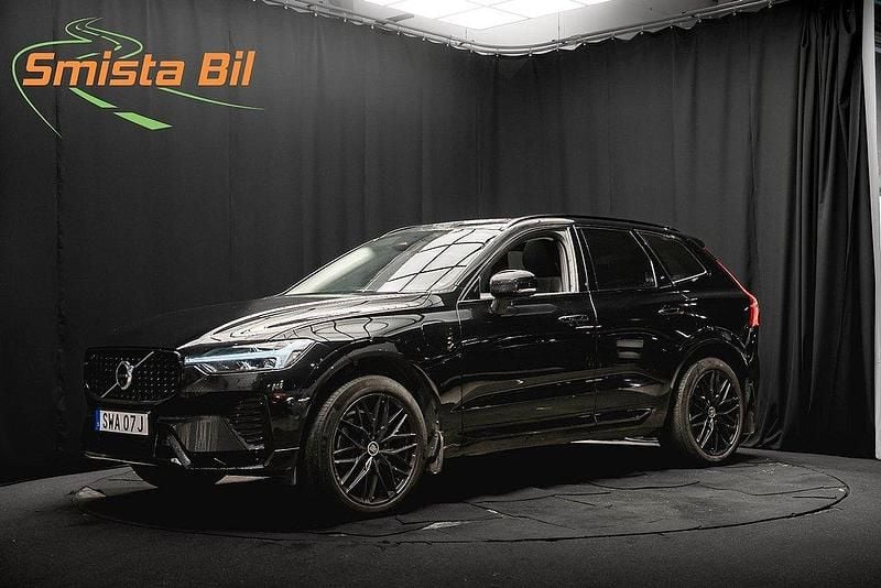 Svart Begagnad 2022 Volvo XC60 Ultimate SUV | 498 900 kr (Marknadspris) - Bild 1/3