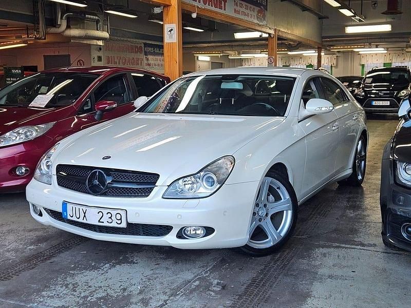 Vit Begagnad 2007 Mercedes CLS350 Sportkupé | 109 999 kr (Marknadspris) - Bild 1/4