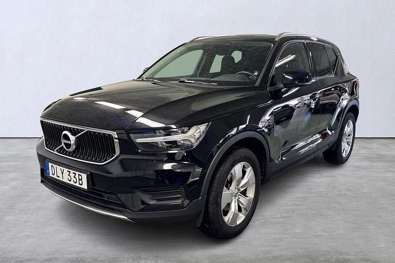 Svart Begagnad 2020 Volvo XC40 Momentum SUV | 269 900 kr (Lite dyr) - Bild 1/4