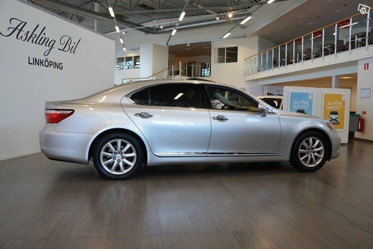 Lexus ls460 long