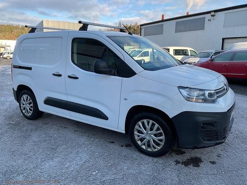 Begagnad Citroën Berlingo 76 HK (55 kW) 2019 Vit Minibuss