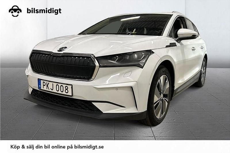 Vit Begagnad 2022 Skoda Enyaq iV Comfort SUV | 328 900 kr (Marknadspris) - Bild 1/3