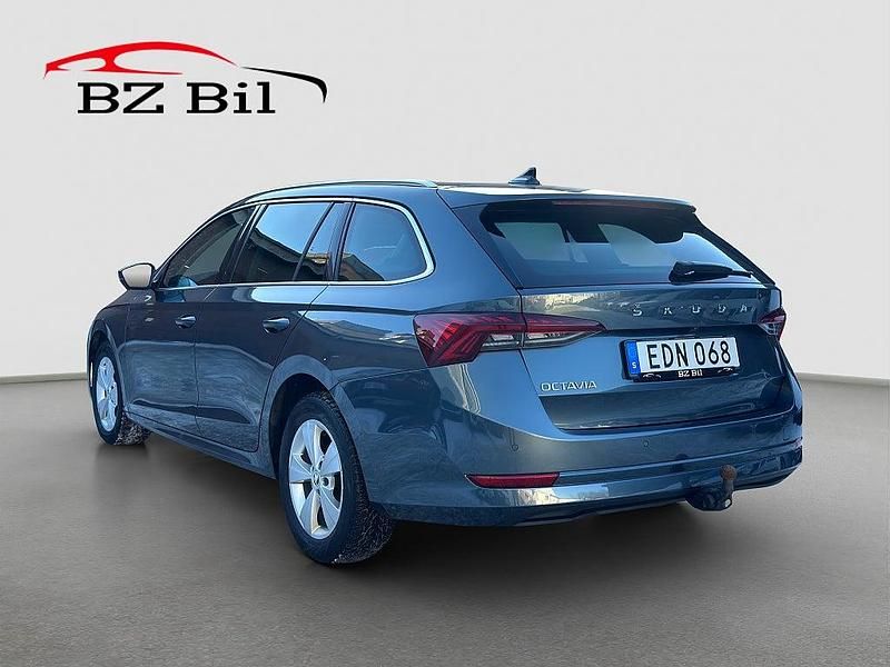 Begagnad Skoda Octavia Style 150 HK (110 kW) 2020 Grå Kombi