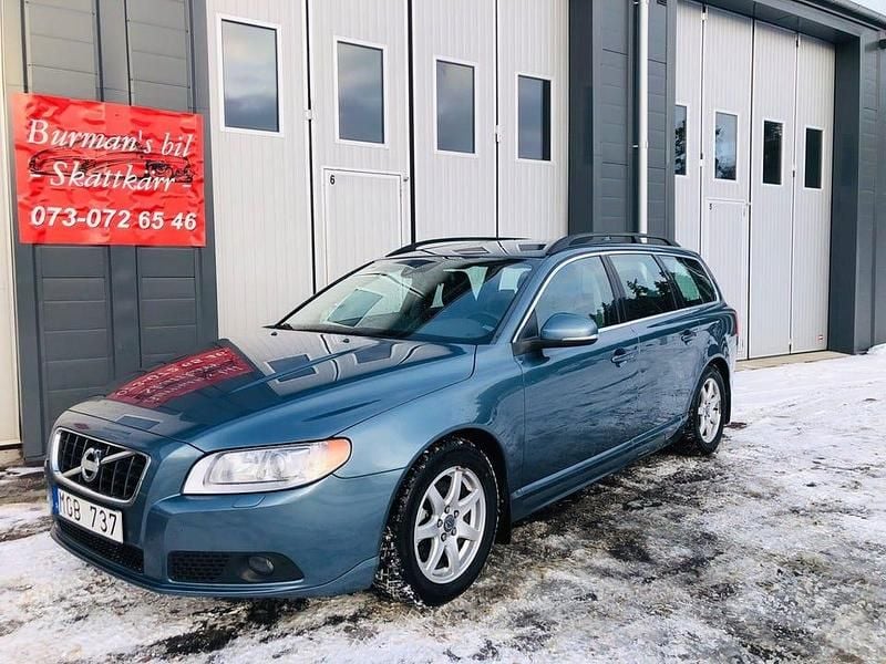 Blå Begagnad 2012 Volvo V70 Momentum Kombi | 84 500 kr (Bra pris) - Bild 1/4