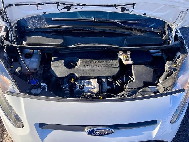 Begagnad Ford Transit Connect 120 HK (88 kW) 2016 Minibuss