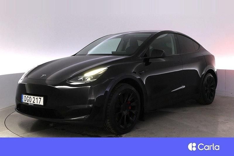 Svart Begagnad 2023 Tesla Model Y Long Range SUV | 454 900 kr - Bild 1/4