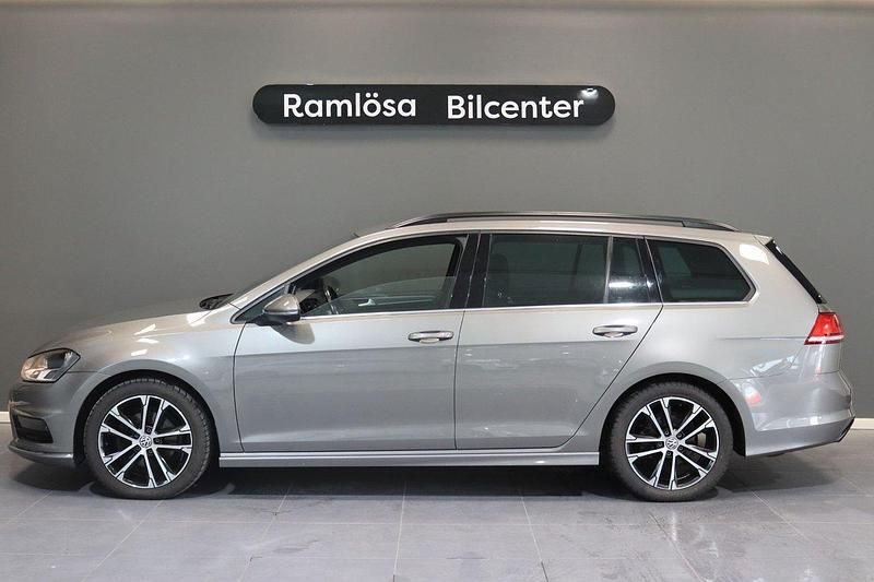 Grå Begagnad 2016 VW Golf VII GT Kombi | 159 900 kr (Marknadspris) - Bild 1/4