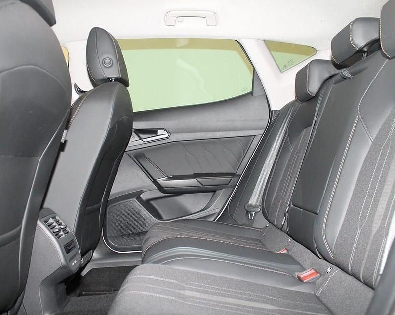 Begagnad Cupra Formentor 150 HK (110 kW) 2023 Candy white SUV