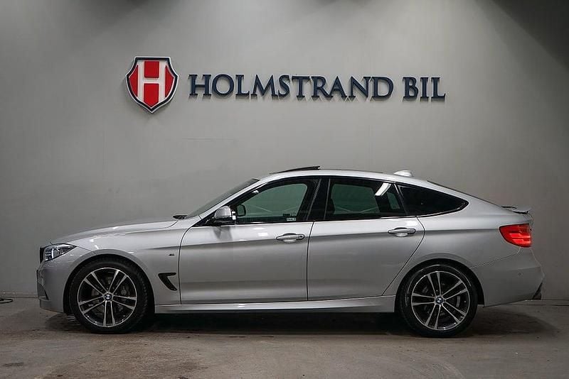 Silver Begagnad 2014 BMW 335 Gran Turismo M Sport Halvkombi | 259 900 kr - Bild 1/4