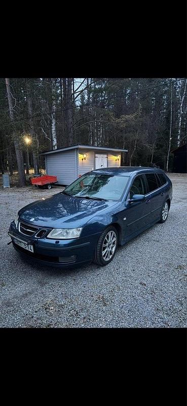 Blå Begagnad 2006 Saab 9-3 Vector Kombi | 8 000 kr (Dyr) - Bild 1/4