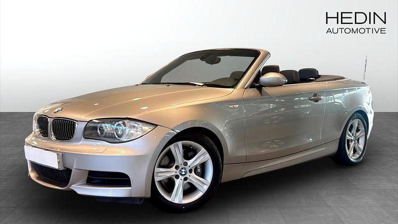 Silver Begagnad 2008 BMW 135 Cabriolet Comfort Edition Cab | 228 700 kr - Bild 1/4