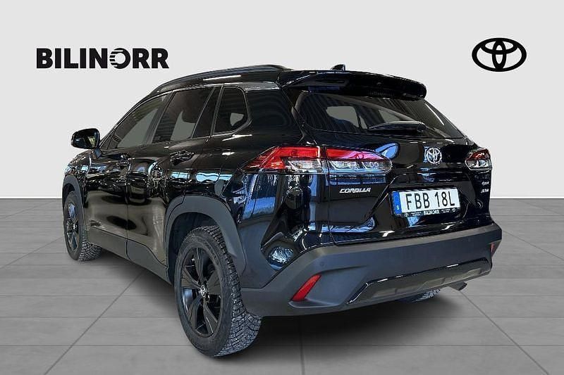 Begagnad Toyota Corolla Cross Plus 200 HK (147 kW) 2024 Svart SUV