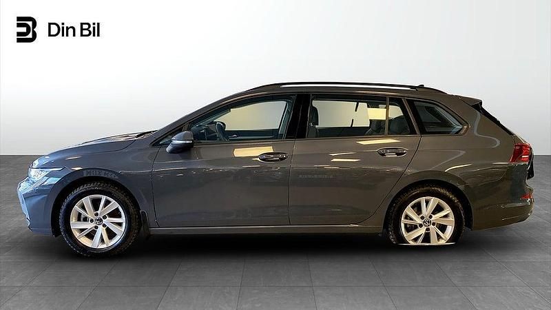 Begagnad VW Golf VIII Life 150 HK (110 kW) 2025 Dolphin grey metallic Kombi