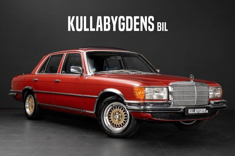 Ljusbrun Begagnad 1973 Mercedes 450 SE Sedan | 99 000 kr - Bild 1/3