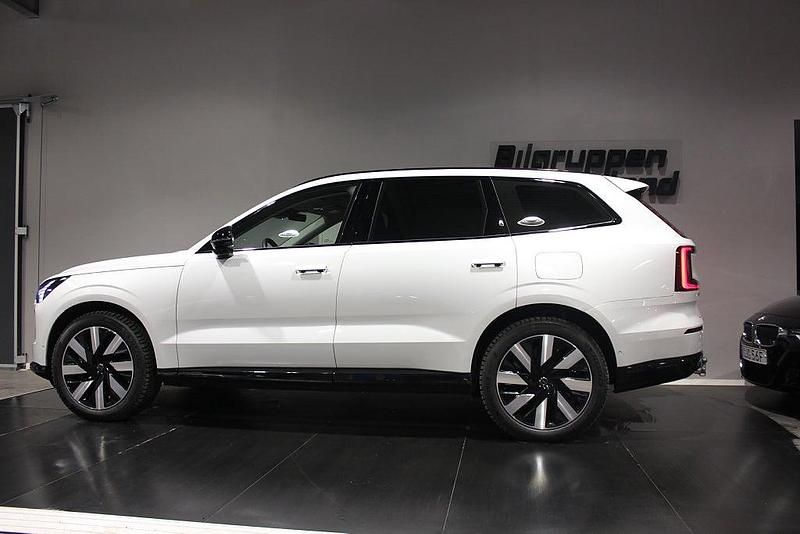 Begagnad Volvo EX90 Ultra 300 kW (408 HK) 2025 Vit SUV