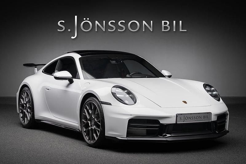 Begagnad Porsche 911 Carrera 2025