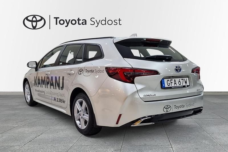 Ny Toyota Corolla Active 141 HK (103 kW) 2025 Precious silver metallic Kombi