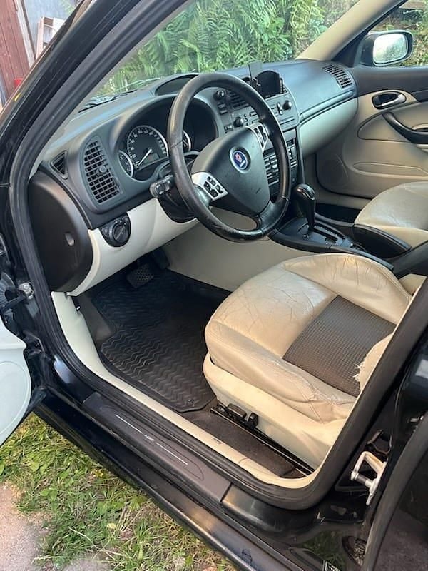 Begagnad Saab 9-3 210 HK (154 kW) 2005