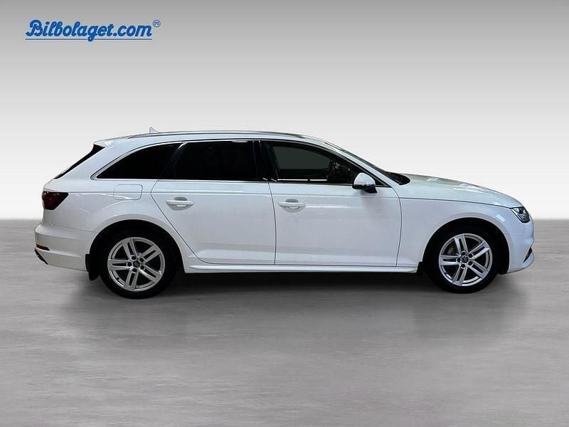 Begagnad Audi A4 S-Line 192 HK (141 kW) 2019 Vit Kombi
